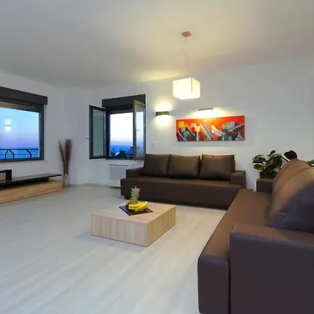 View A Luxury In Makarska, Heated Private Pool, Jacuzzi, Gym 빌라