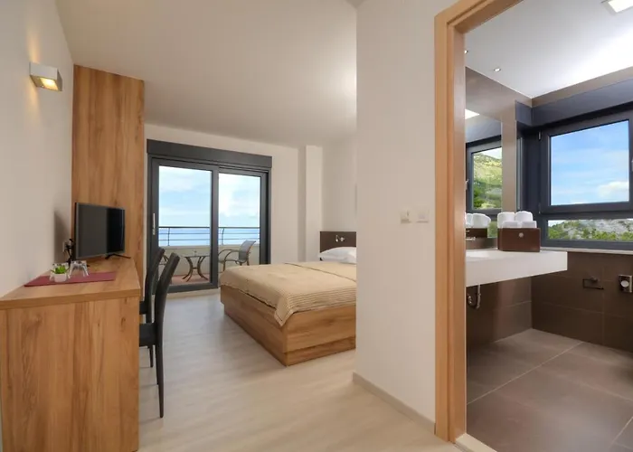 Villa View A Luxury In Makarska, Heated Private Pool, Jacuzzi, Gym